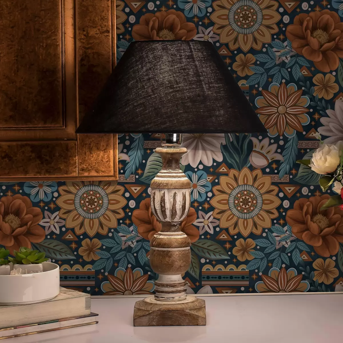 Papel pintado Flores decorativas brillantes con elementos geométricos a00305