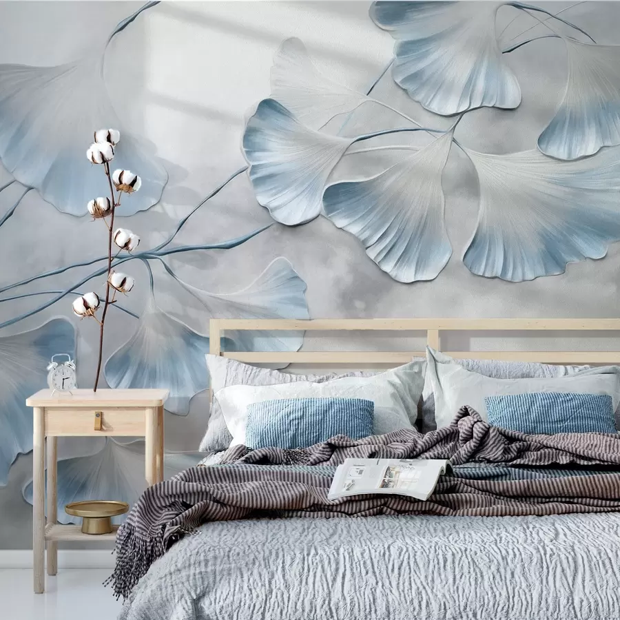 murales de pared Hojas de ginkgo biloba con bordes azules en una rama, fondo gris texturizado, diseño elegante y minimalista w09472v1